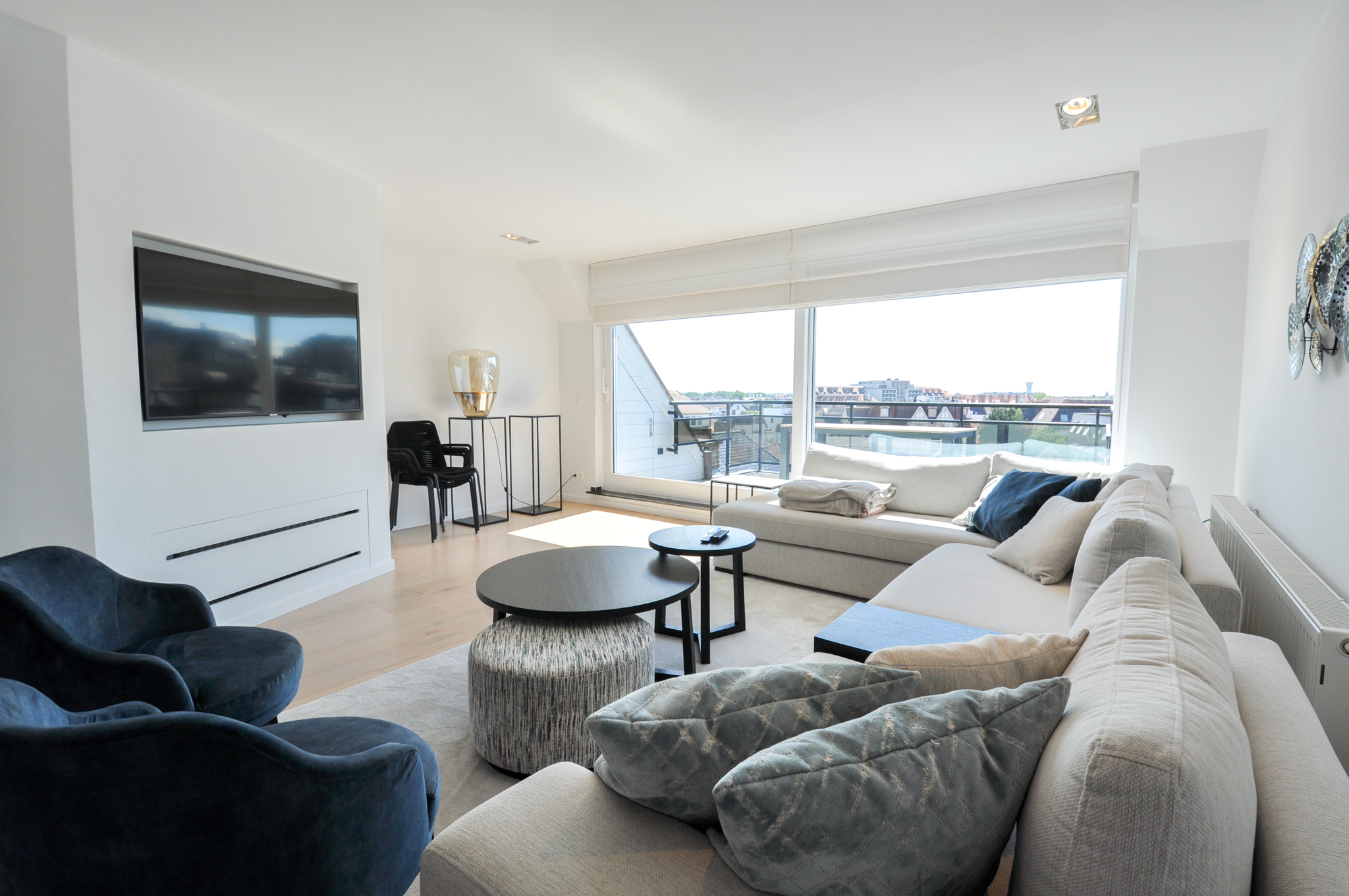Appartement duplex récent avec vue dégagée et terrasse spacieuse, centre de Knokke!